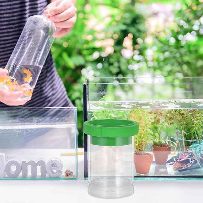 Fish Breeding Box Floating Incubator with Divider and Egg Net, Small Green Aquarium Hatchery Isolation System for Guppy Fry and Small Fish Tanks