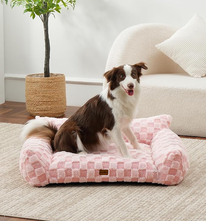 Made4Pets Cat and Dog Indoor Couch Bed, Soft Faux Fur Checkered Pet Sofa, Cozy Fluffy Pet Sofa with Supportive Foam, Removable Washable Cover with Non-Slip Base, Pink, Medium