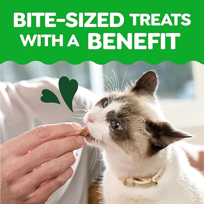 Greenies Cat Treats, Feline Smartbites, Skin & Fur Health, Crunchy and Soft Cat Treats, Salmon Flavor, 4.6 oz. Pack